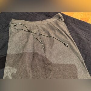 MIKOKO MADE IN ITALY GREY WOMEN’S PANTS. SIZE: 42